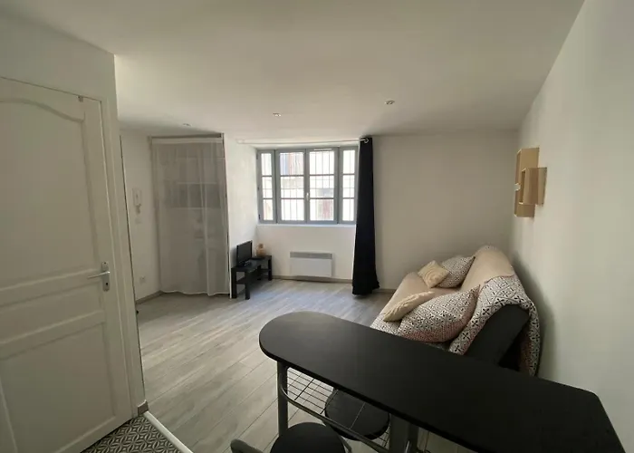 Cosy Climatise Centre Faites A Pied Lejlighed Narbonne